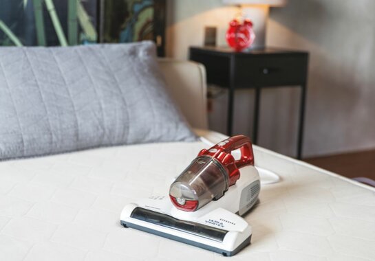 hoover ultra vortex milbensauger mit uv-licht & vibration Zieht Bakterien aus Polstern, Teppichen und Matratzen: Amazon wirft  beliebten Milbensauger zum Bestpreis raus